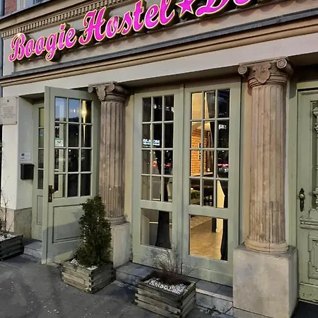 Boogie Deluxe Old Town Apartmanhotel 3*