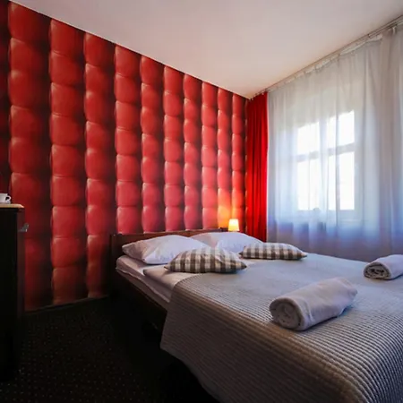 Apartmanhotel Boogie Deluxe Old Town 3*