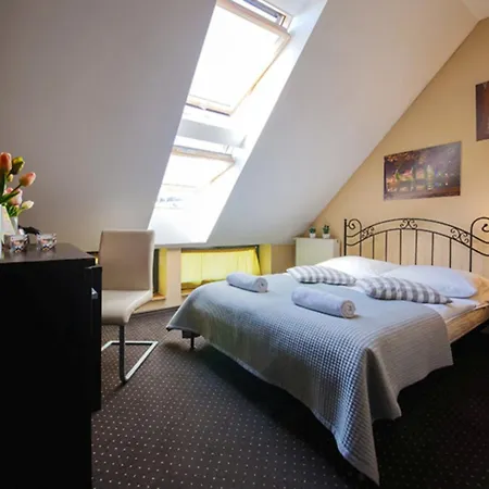 Boogie Deluxe Old Town Apartmanhotel