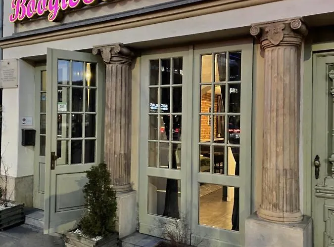 Boogie Deluxe Old Town Aparthotel 3*