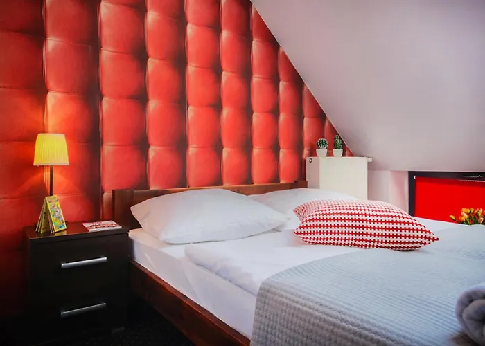 Boogie Deluxe Old Town 3*