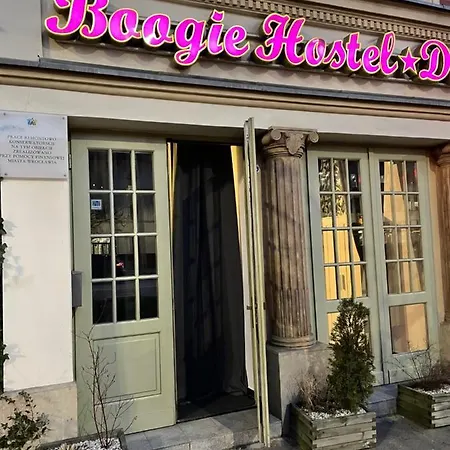 Ξενοδοχείο με διαμερίσματα Boogie Deluxe Old Town 3*