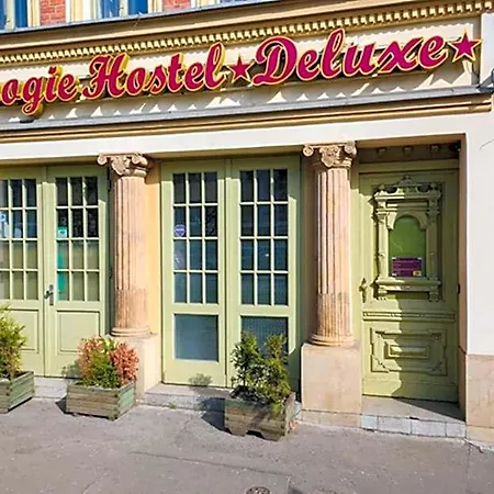 Апарт-отель Boogie Deluxe Old Town