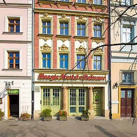 Boogie Deluxe Old Town 3*