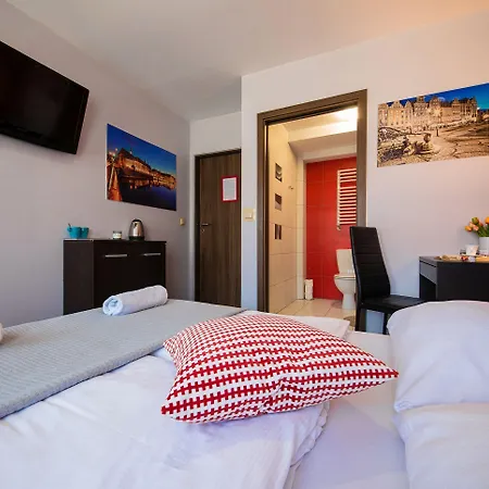 Boogie Deluxe Old Town 3*